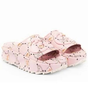 GUCCI GG animal print rubber slide sandal